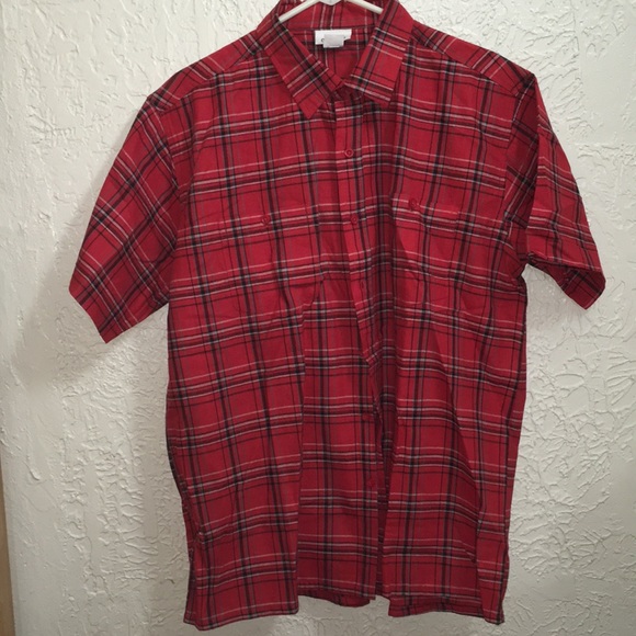 Men’s Button down short sleeve top - Picture 1 of 3